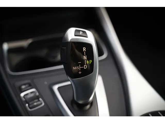 BMW 1 Serie 118i High Executive M Sport 2017 Benzine 54