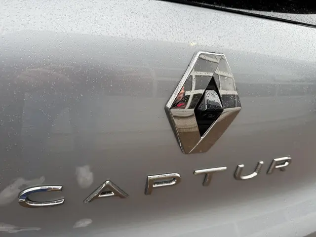 Renault Captur 1.3 TCe 140PK EDC TECHNO 2024 Benzine 7