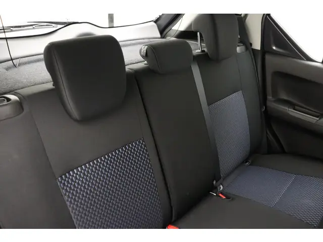 Suzuki Ignis 1.2 Smart Hybrid Comfort 2023 Benzine 14