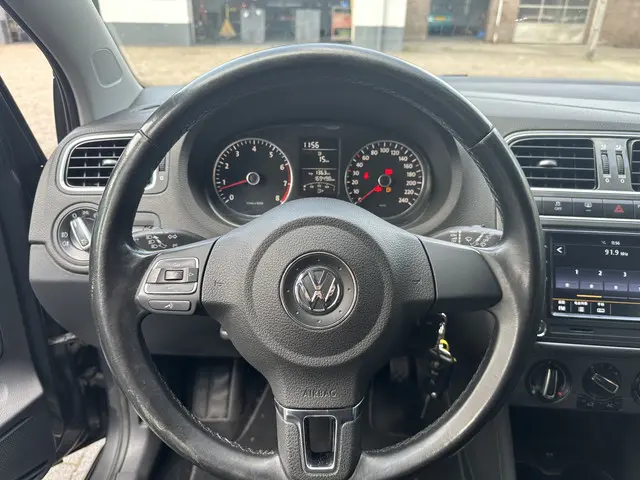Volkswagen Polo 1.2 TSI Trendline 2013 Benzine 14