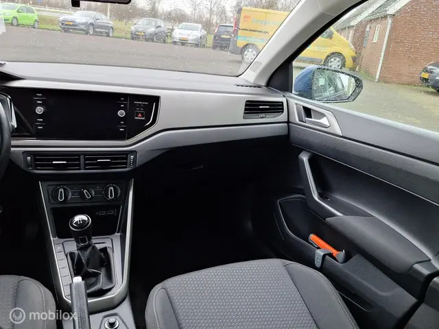 Volkswagen Polo 1.0 TSI Comfortline 2019 Benzine 14