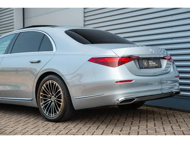 Mercedes-Benz S-Klasse 350d 4MATIC Lang 2024 Diesel 44