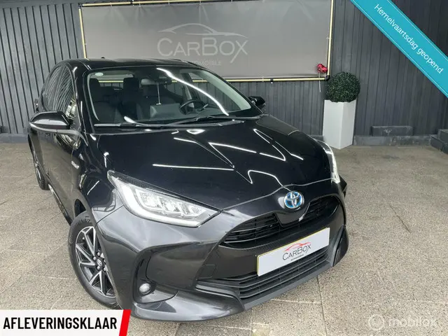 Toyota Yaris 1.5 Hybrid Style 2021 Hybride Benzine 29