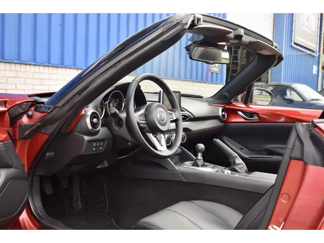 Mazda MX-5 2.0 SkyActiv-G 160 Sports-line 2017 Benzine 9