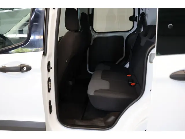 Ford Tourneo Courier |Airco|Trekhaak| 2018 Benzine 4