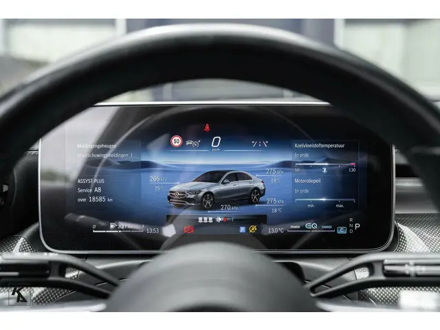 Mercedes-Benz C-Klasse 300 AMG Line 2021 Benzine 36