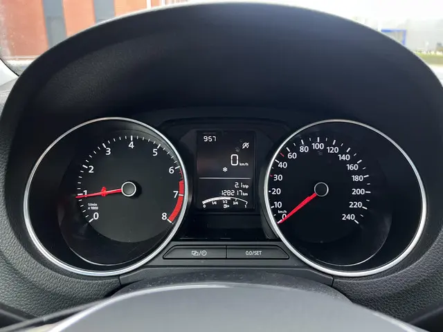 Volkswagen Polo 1.2 TSI Cross 2014 Benzine 7