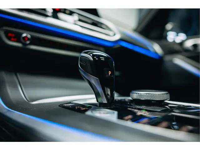 BMW X5 xDrive45e High Executive 2022 Hybride Benzine 34