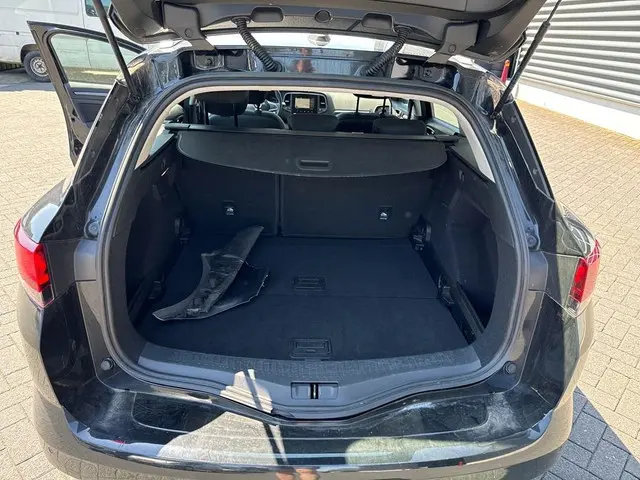 Renault Mégane Estate 1.3 TCe Business Zen 2021 Benzine 28