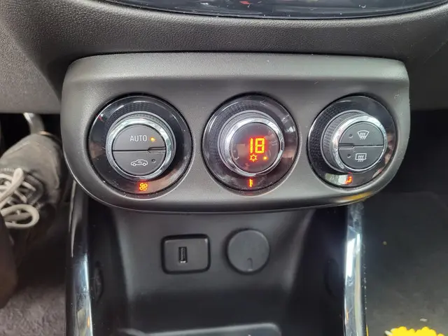 Opel ADAM 14 Unlimited Bovag garantie 2017 Benzine 18