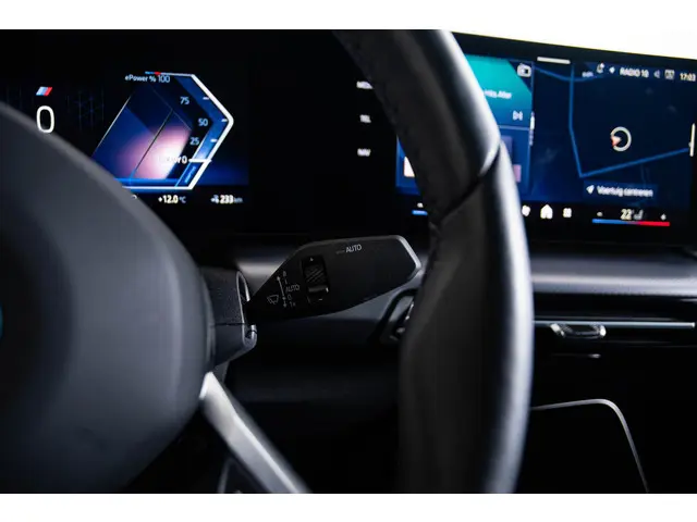 BMW iX2 xDrive30 67 kWh 2024 Elektrisch 33