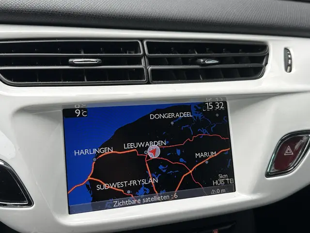 Citroën DS3 Cabrio 1.2 VTi Chic 2013 Benzine 19