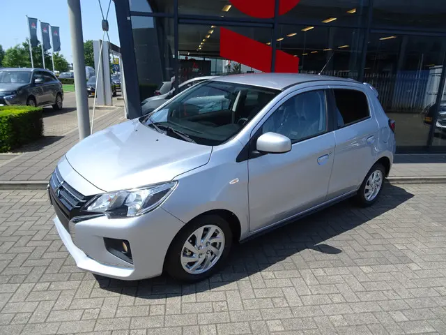 Mitsubishi Space Star 1.2 Dynamic *** ACTIE *** 2025 Benzine 4