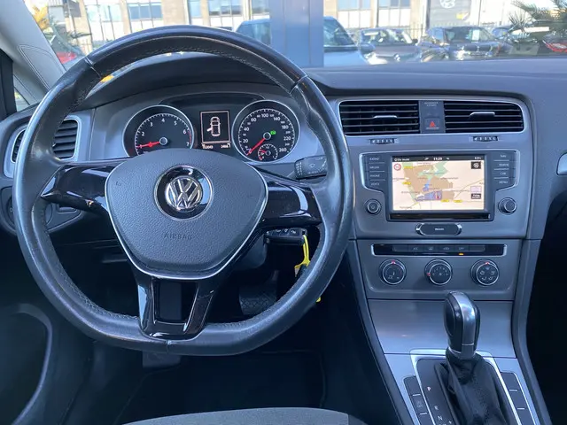 Volkswagen Golf 1.0 TSI Edition 2016 Benzine 10
