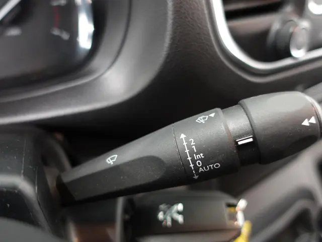 Peugeot Expert L2H1 100pk Premium 2022 Diesel 15