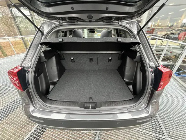 Suzuki Vitara 1.5 Hybrid Style 2025 Hybride Benzine 9