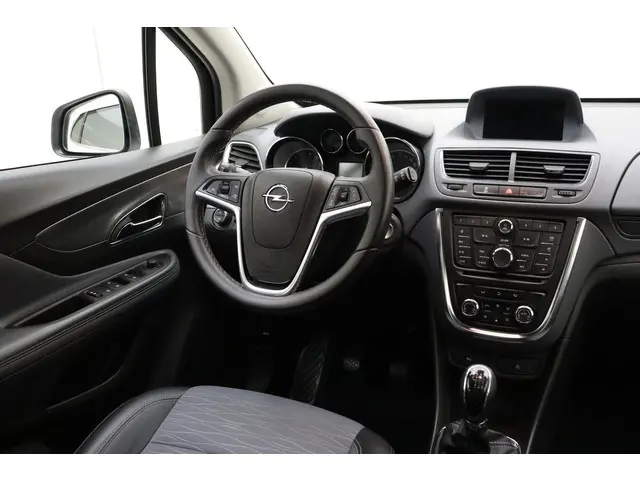Opel Mokka 1.4 Turbo 140pk Cosmo 2016 Benzine 24