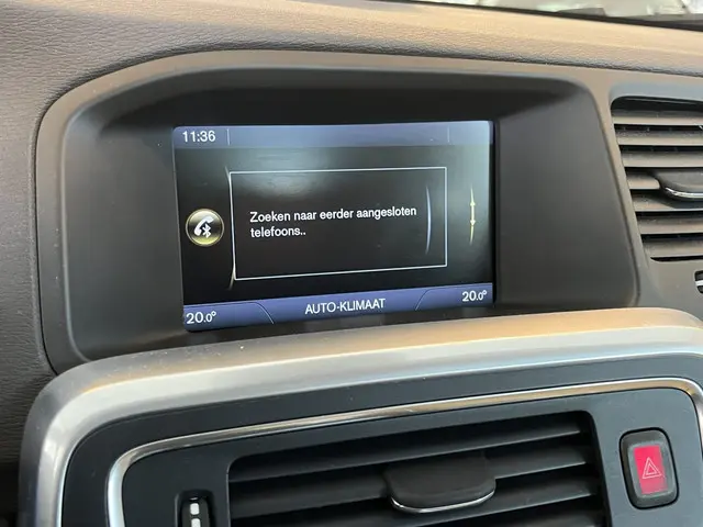 Volvo V60 T4 Kinetic Automaat 2013 Benzine 22