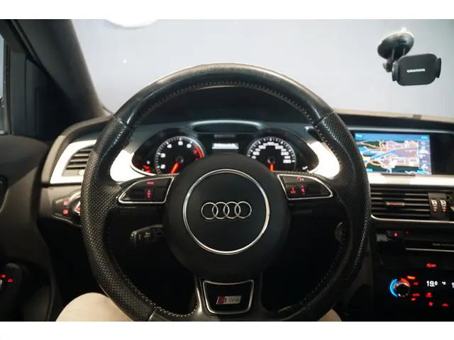 Audi A4 Avant 1.8 TFSI S Edition 2015 Benzine 7