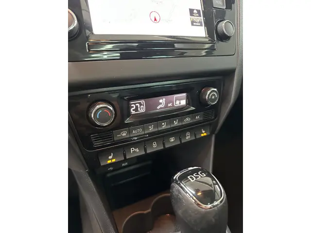 Škoda Rapid Spaceback 1.2 TSI Greentech JOY 2016 Benzine 12