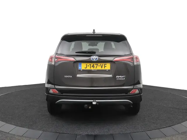 Toyota RAV4 2.5 Hybrid Executive 2017 Hybride Benzine 57