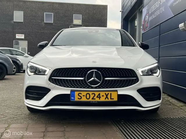 Mercedes-Benz CLA 250 AMG Line panorama 2021 Benzine 5