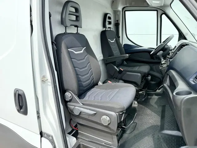 Iveco Daily 35S16 2.3 2021 Diesel 9