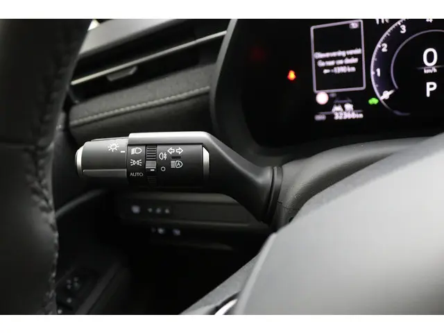 Lexus LBX 2WD 2024 Hybride Benzine 29