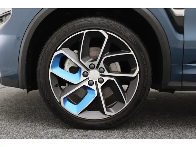 Lynk & Co 01 1.5 2022 Hybride Benzine 25