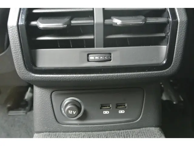 Audi Q3 35 TFSI S Line 2018 Benzine 22