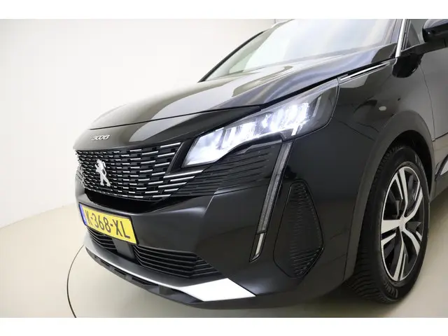Peugeot 3008 1.2T 130pk Blue Lease Allure 2021 Benzine 18