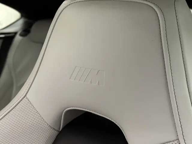 BMW X6 M 2018 Benzine 36