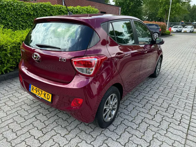 Hyundai i10 3