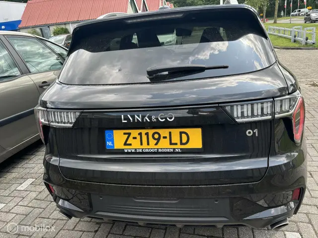 Lynk & Co 01 3