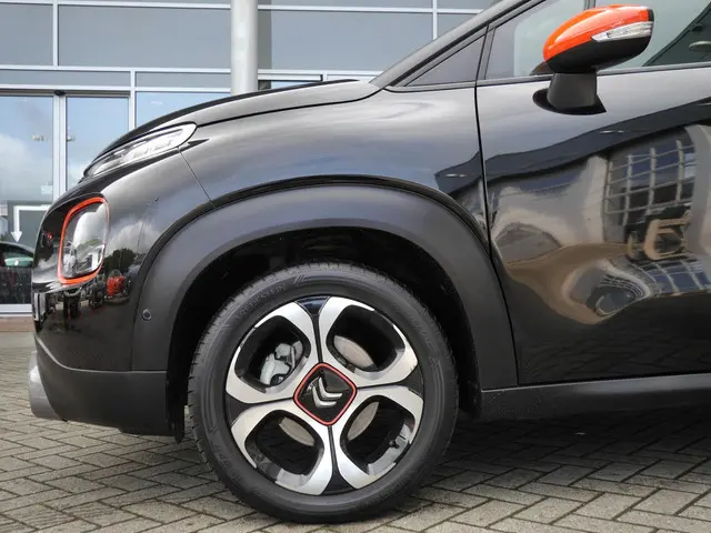 Citroën C3 Aircross 1.2 PureTech S&S Shine 2019 Benzine 34