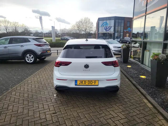 Volkswagen Golf 1.5 TSI Oranje Edition 2025 Benzine 6