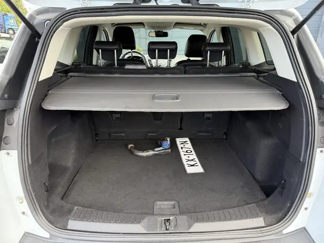 Ford Kuga 1.6 Titanium 2013 Benzine 30