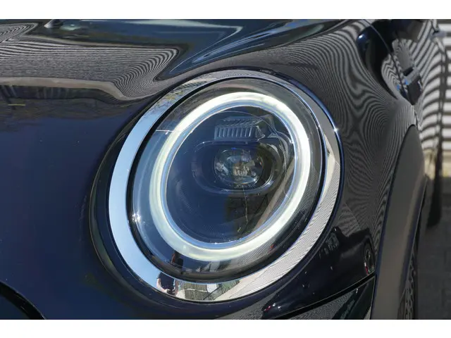 MINI 3-Deurs Cooper S 2021 Benzine 22