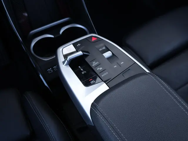 BMW X1 xDrive30e 2022 Hybride Benzine 34