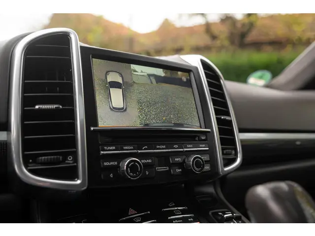 Porsche Cayenne 4.8 Turbo S 2014 Benzine 15
