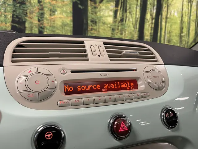 Fiat 500 1.2 Lounge 2015 Benzine 13
