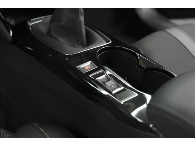 Peugeot 208 PureTech 100 GT 2024 Benzine 36
