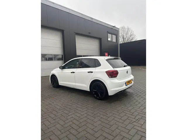 Volkswagen Polo 1.0 MPI Comfortline 2018 Benzine 3