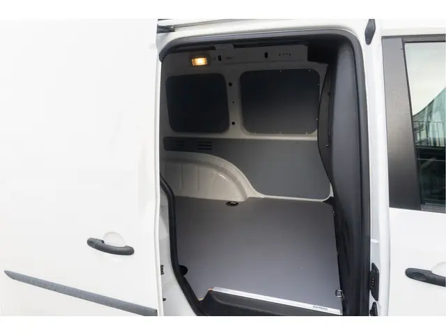 Volkswagen Caddy 2.0 TDI L1H1 BMT 2020 Diesel 14