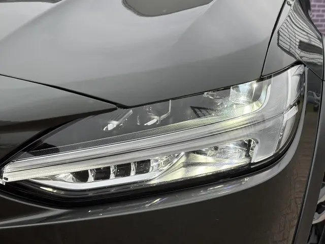 Volvo V90 Cross Country 2.0 B5 AWD Pro 2021 Benzine 7