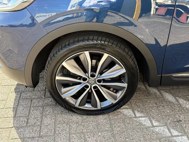 Renault Kadjar 1.2 TCe Bose 2018 Benzine 25