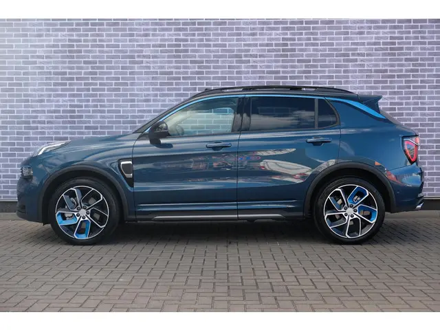 Lynk & Co 01 PHEV 2021 Hybride Benzine 3