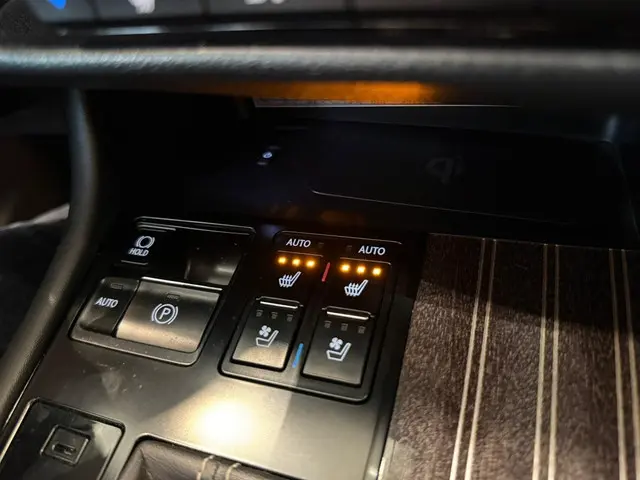 Lexus RX 450h 4WD President Line 2018 Hybride Benzine 33