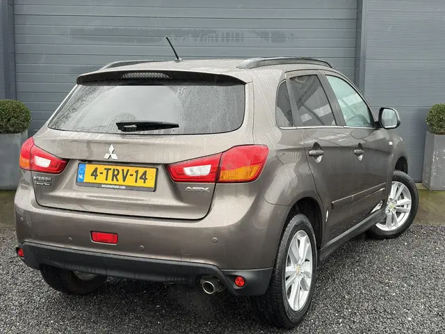 Mitsubishi ASX 1.6 Cleartec Invite+ 2014 Benzine 4