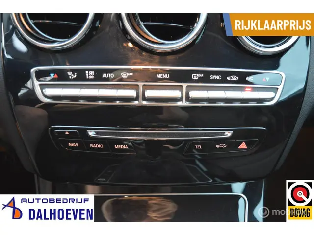 Mercedes-Benz C-Klasse 180 2014 Benzine 26